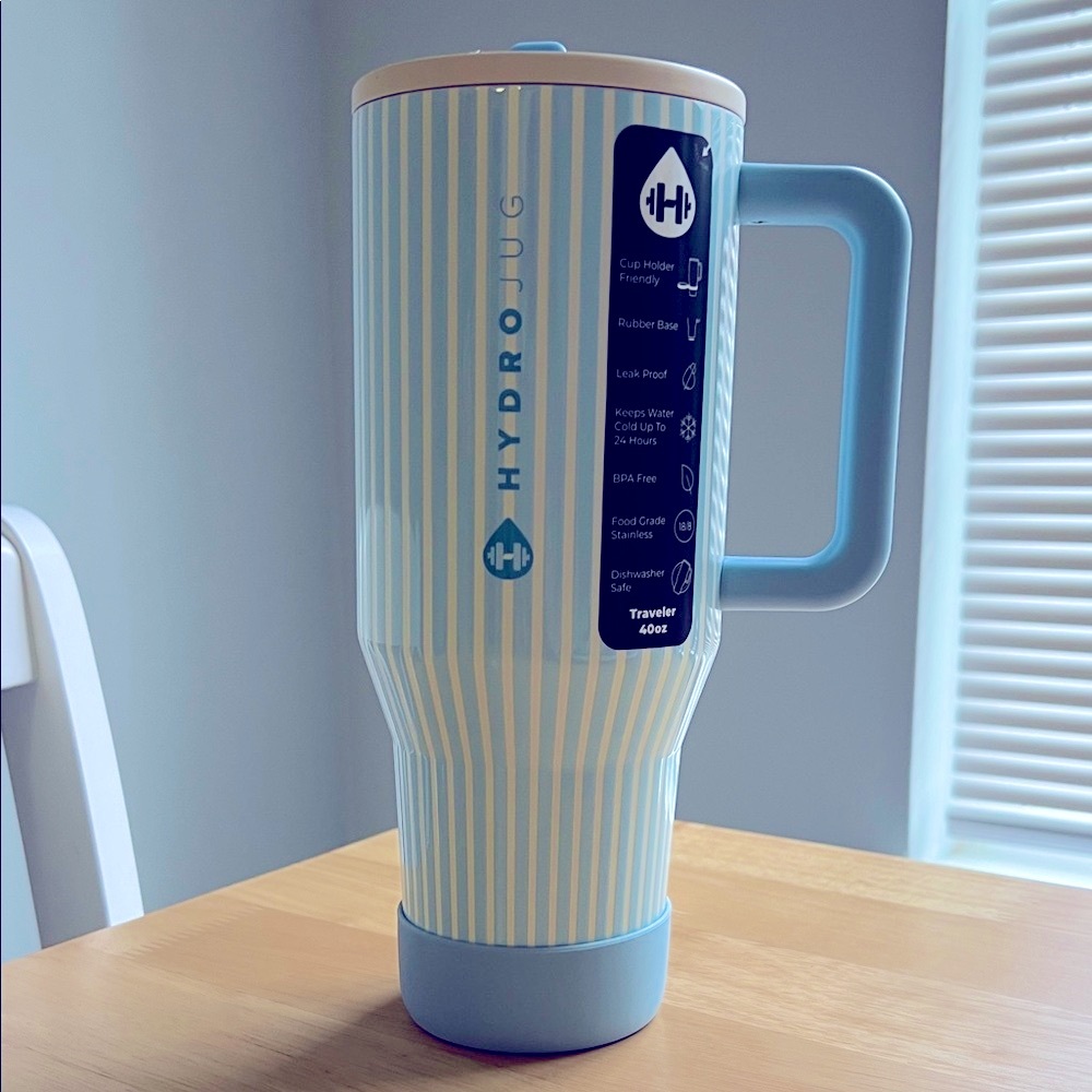 BNWT HydroJug Cape Code Traveler 40 oz Tumbler